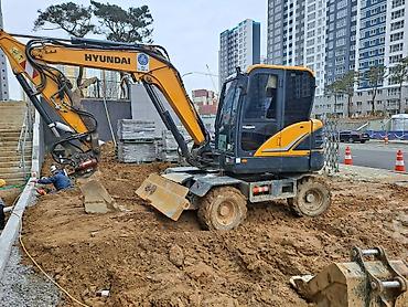 Услуги экскаватора: Экскаватор | Демонтаж, Котлованы, Траншеи — 4