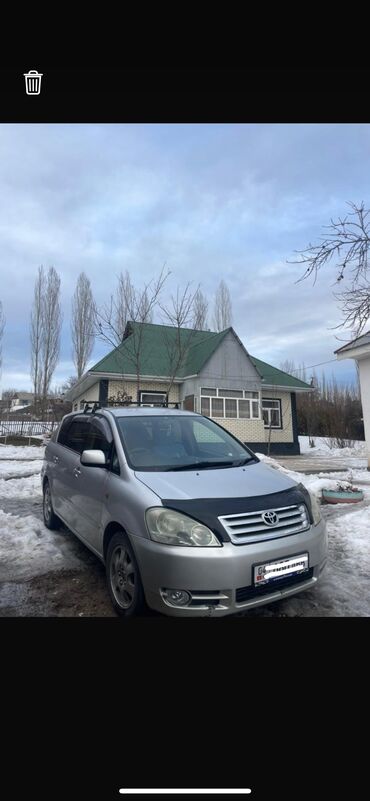 степке: Toyota Ipsum: 2002 г., 2.4 л, Автомат, Бензин, Универсал