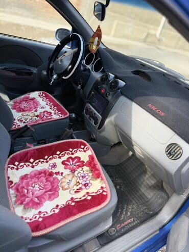 Chevrolet: Chevrolet Aveo: 2005 г., 1.4 л, Механика, Бензин, Хэтчбэк — 2