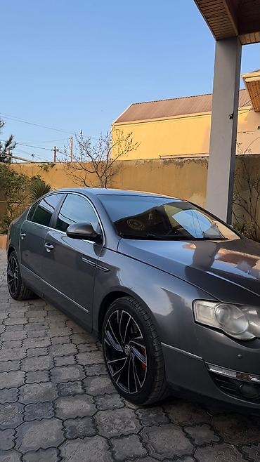 prius teker: Volkswagen Passat: 2 l | 2005 il Sedan — 3