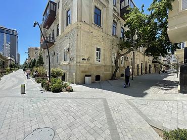 Yeni piyada yolu salinan Islam Seferli küçəsi ilə Dilarə Əliyeva — 4