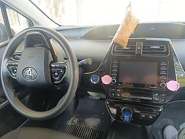 Toyota: Toyota Prius: 2022 г., 1.8 л, Автомат, Гибрид, Хэтчбэк — 1