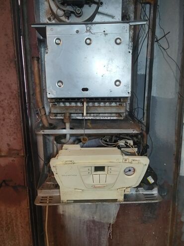 kombilər: İşlənmiş Kombi 24 kVt, Ünvandan götürmə, Zəmanətsiz, Kredit yoxdur