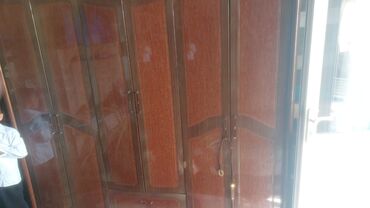 квартира стулия: Уктоочу бөлмө гарнитуру, Шкаф, Жыгач, түсү - Күрөң