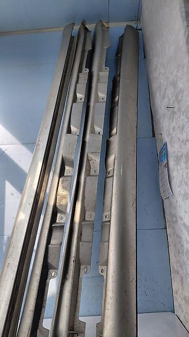 shadow line: Наружные накладки порогов Toyota, 2004 г., Б/у, Оригинал — 2