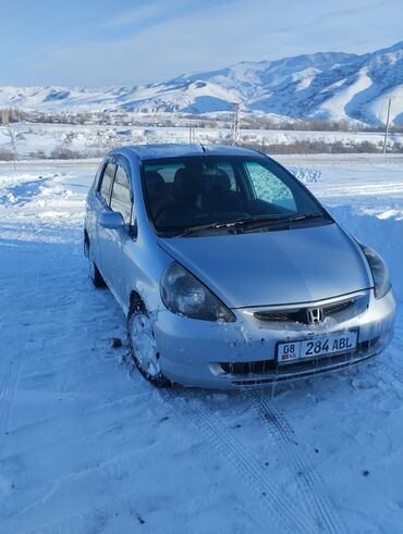 Honda: Honda Fit: 2002 г., 1.3 л, Автомат, Бензин