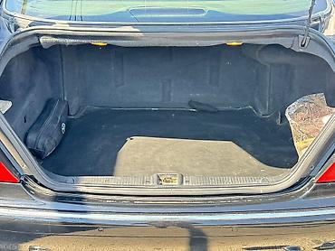 a class mercedes: Mercedes-Benz S-Class: 3.7 l | 2004 il Sedan — 1