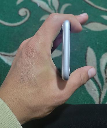 авто вит: IPhone 8, 4.7" всё оргинал всё работает как часы Основные данные: - — 6