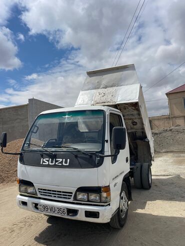 Прицепы для грузового транспорта: SATILIR şəhərə girişi var hec bir problemi yoxdu Ağ rəngli, Isuzu
