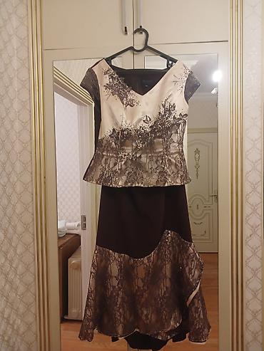 Ziyafət donları: 1) Bəzəkli yaxalı maxi don - Rəng: tünd bənövşəyi - Model: qolsuz — 38