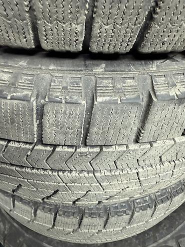 90: Шины 225 / 55 / R 17, Зима, Б/у, Комплект, Легковые, Япония, Bridgestone — 3