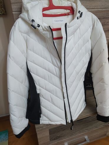 Пуховики и зимние куртки: Шикарная куртка, осень -зима,сидит отлично,худит,теплая — 13