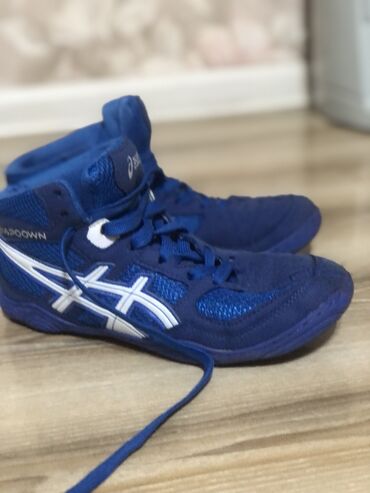 nike мужской: Мужские кроссовки, 36, Asics, Б/у, цвет - Синий, Бесплатная доставка