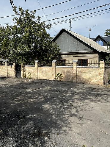 Отдаю кирпичный забор на слом;вы вывозите отходы за свой счет;в