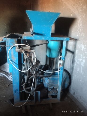 пресс для металлолома: Гранулятор/брикетировочный пресс для комбикормов/топливных гранул