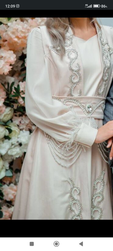 Платья: Продается платье на Кыз узату, надевала всего один раз на свое узатуу