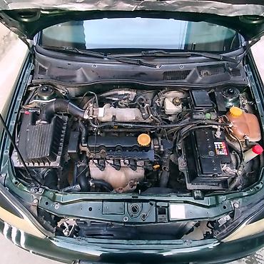 opel astra motor: Opel Astra: 1.6 l | Sedan — 4