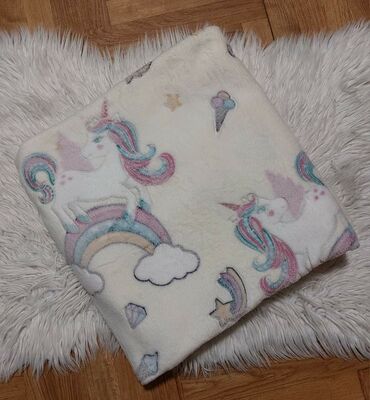 Posteljina: 🦄Dečije svetleće ćebe🦄 🦄Dimenzije-150*200 🦄Cena-2.100 dinara — 14