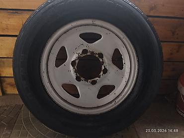 toyota 4ranner: Колеса в сборе 205 / 70 / R 14, Лето, Б/у, 1 шт, Легкий коммерческий транспорт (C/LT), Железные, отверстий - 6 — 1