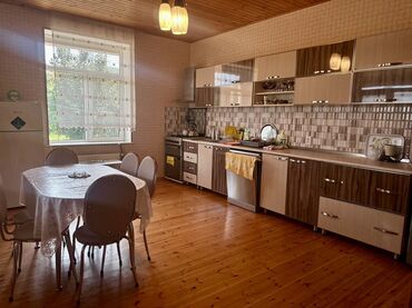 Bağ evlərinin satışı: Quba, 200 kv. m, 5 otaqlı, Hovuzsuz, Kombi, Qaz, Su — 12