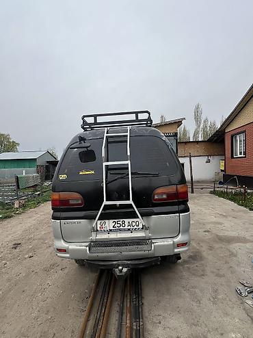 мото бокс: Mitsubishi Delica: 1996 г., 2.8 л, Автомат, Дизель, Минивэн — 4