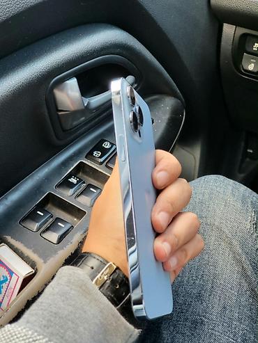 i̇ph 13 pro: IPhone 13 Pro, Sierra Blue, Simsiz şarj — 4