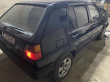 Volkswagen: Volkswagen Golf: 1990 г., 1.8 л, Механика, Бензин, Хэтчбэк — 4