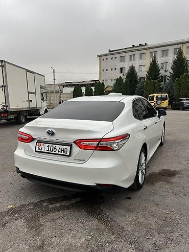 Toyota: Toyota Camry: 2019 г., 2.5 л, Гибрид, Седан — 6