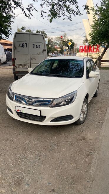 byd e5 2019 характеристики: Продаю BYD E5. Электромобиль в отличном состоянии. Идеально подходит