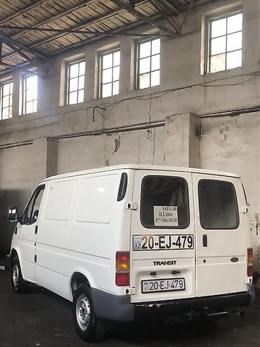 Ford: Ford Transit yük mikroavtobusu - Korpus: ağ rəng, ikitaylı arxa qapı — 4