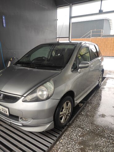 продам двигатель: Honda Fit: 2003 г., 1.3 л, Автомат, Бензин