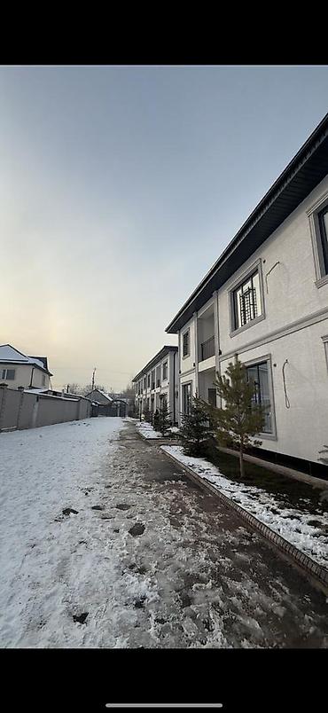 Продажа коттеджей и домов: Продаётся таунхаус в Кок-Жаре Общая площадь: 211 м² 🏠 Планировка: 1 — 18