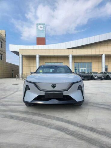 авто спорт: Mazda : 2025 г., 1.5 л, Робот, Бензин, Внедорожник