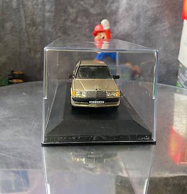 Avtomobil modelləri: Коллекционная модель Mercedes-Benz 190E 2.3 16V W201 gold 1984 EDICOLA — 10