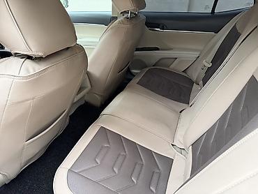 corolla runx: Toyota Camry: 2020 г., 2.5 л, Вариатор, Гибрид, Седан — 8