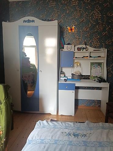 Dolab yazi masasi birlikdə 250m unvan Binəqədi kod8490. SAMİRƏ (💵)