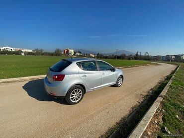 Seat: Seat Ibiza: 1.2 l. | 2011 έ. 127000 km. Χάτσμπακ — 4