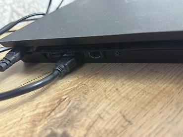 ps4 pro disc: Sony PlayStation 4 Slim oyun konsolu Xüsusiyyətlər: - Modellər — 2