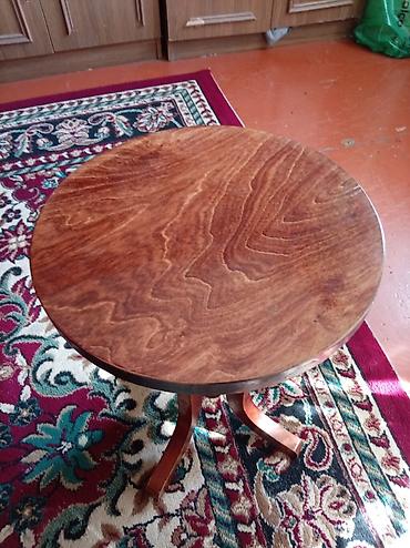 taxta dibcekler: Dairəvi taxta kofe/çay masası - Material: tam ağac (cəlbedici ağac — 2
