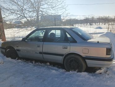 Mazda: Mazda 626: 1987 г., 2 л, Механика, Бензин, Седан