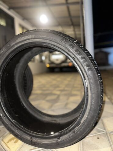 Təkərlər: Şin Bridgestone 275 / 35 / R 19 — 9