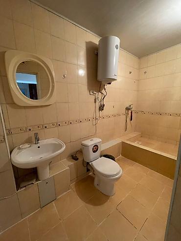 Долгосрочная аренда квартир: 3 комнаты, Собственник — 8