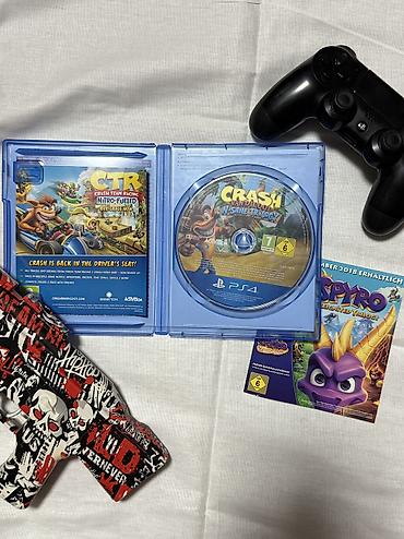 PS4 (Sony Playstation 4): Ps4 Oyunları Resident Evil Biohazard- 40 Azn Uncharted 4- 30 Azn — 11