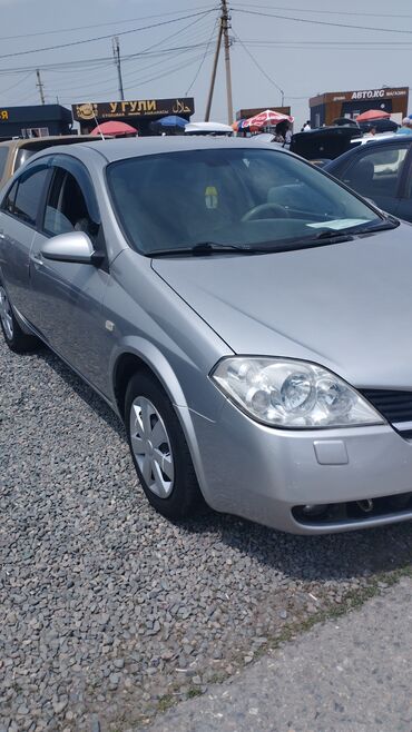 ниссан зефиро: Автомобиль Nissan Primera серебристого цвета, кузов седан 2003 год