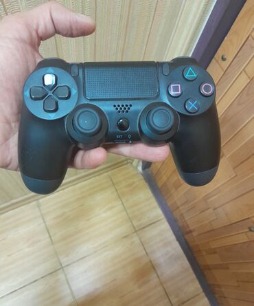 PS4 (Sony Playstation 4): Ps4 a klass pult ideal veziyetde
Qiymet sondu