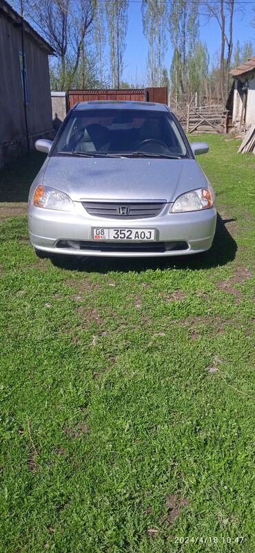 Honda Civic: 2001 г., 1.7 л, Автомат, Бензин, Седан