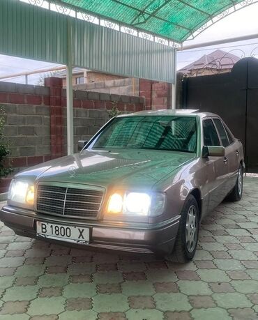 продам мерседес: Mercedes-Benz 230: 1992 г., 2.3 л, Механика, Бензин, Седан