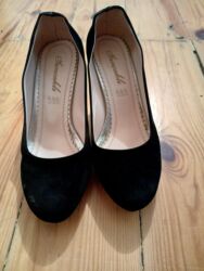 женские туфли на танкетке: Туфли, Размер: 38, цвет - Черный, Б/у