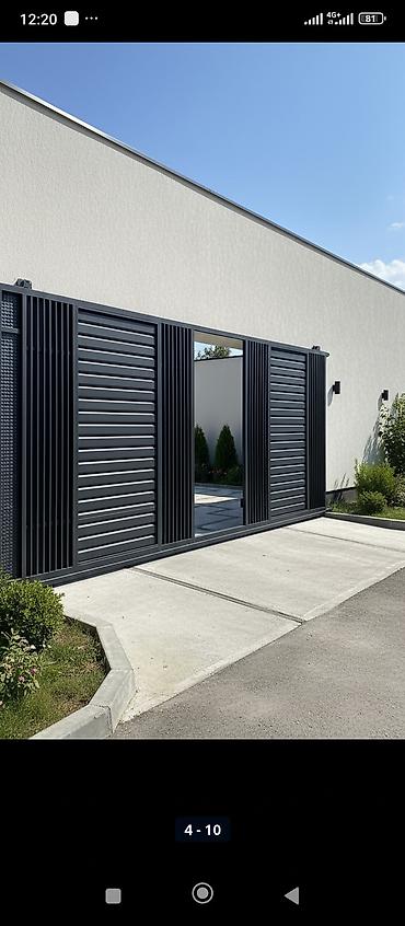 Откатные ворота: Металлические ворота с горизонтальными ламелями и вертикальными — 1