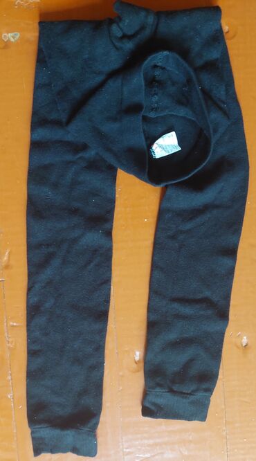 Uşaqlar üçün digər geyimlər: 12-14 yaşlı qız üçündür. Ikisi 2 manatdır — 4